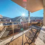 Hotel Valemo House *