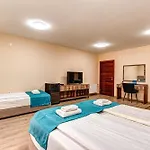 Hotel Valemo House *