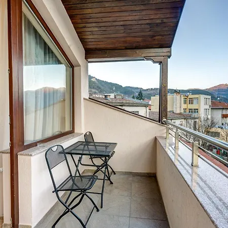 Hotel Valemo House Dewin