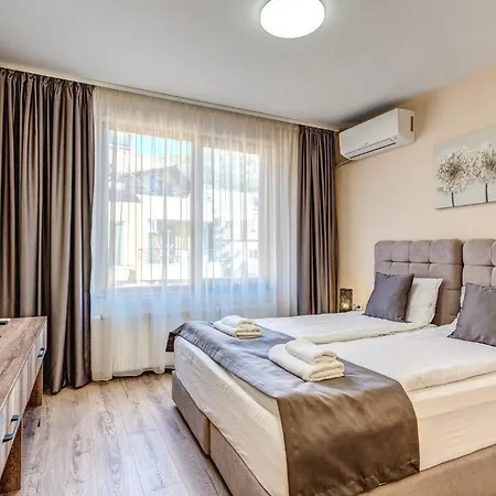 Valemo House Отель Девин